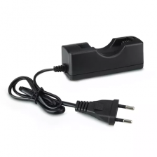 Rechargeable 18650 Battery Charger Lithium Batteries 3.7V Battery Charger With Single Port